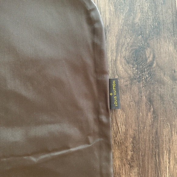 Louis Vuitton garment cover bag. Never used as such very clean inside and out. - Picture 3 of 13